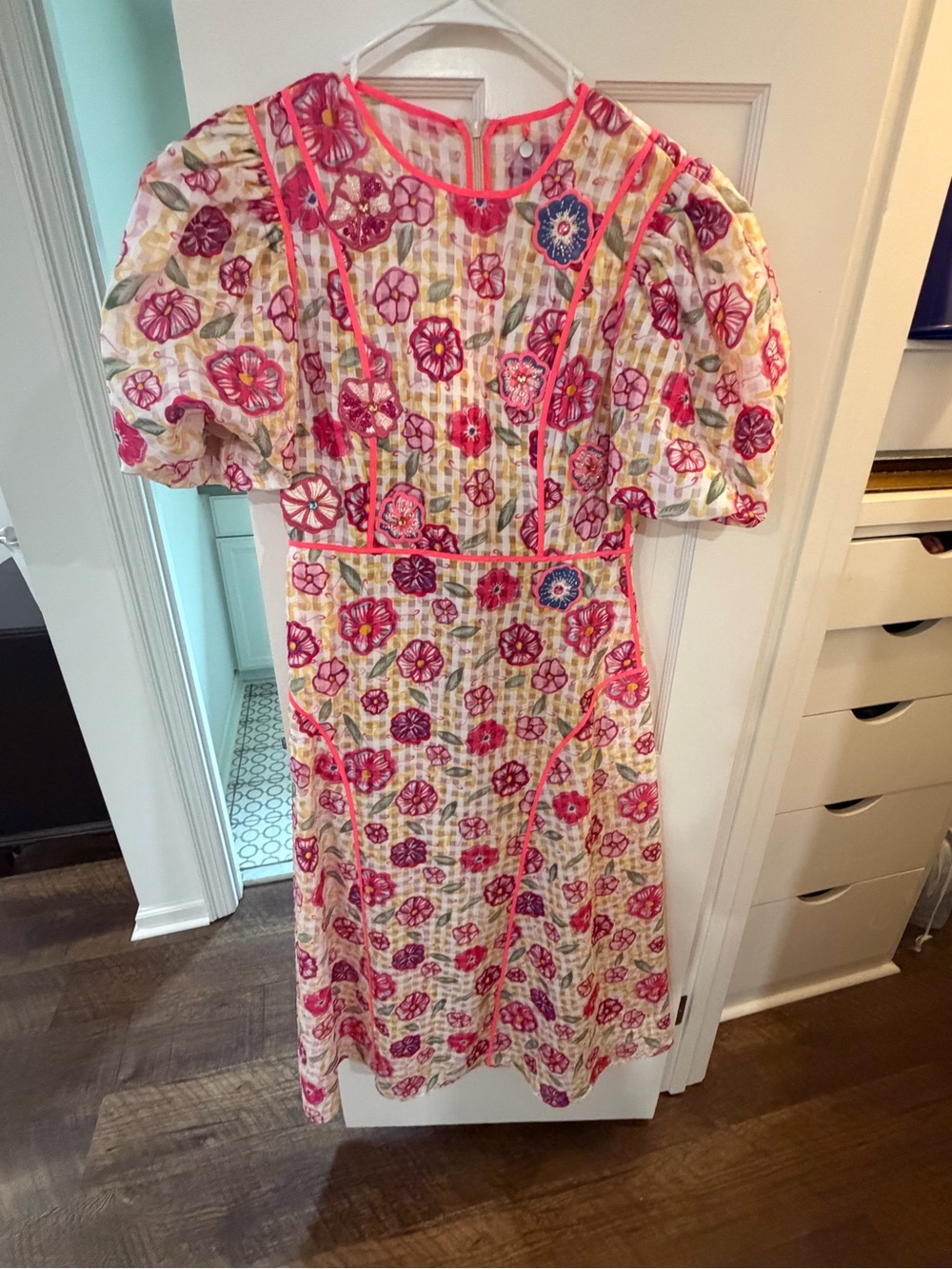 Floral Puff-Sleeve Midi Dress in Pink and Cream by